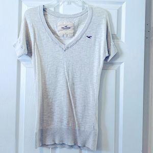 Hollister V-neck Lightweight Sweater